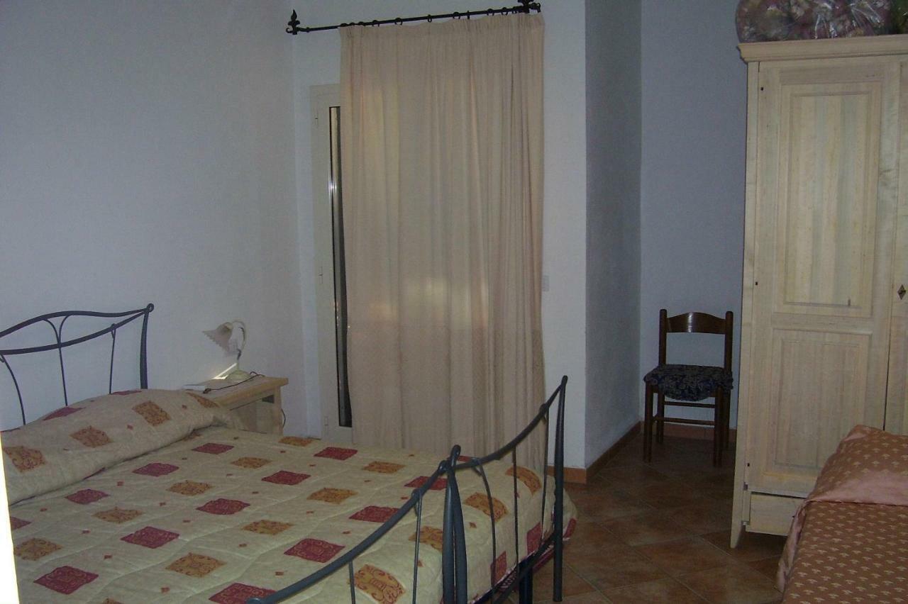 Fumu Ludurru Farm Stay Padru Buitenkant foto